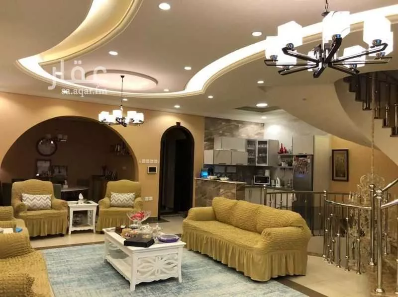 8 bedroom villa in Al Shiraa 3
