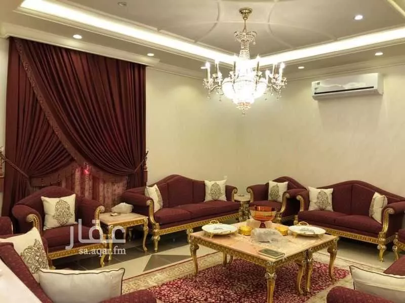 8 bedroom villa in Al Shiraa 5