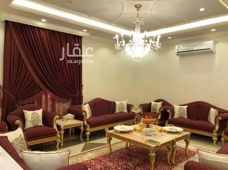 8 bedroom villa in Al Shiraa 8