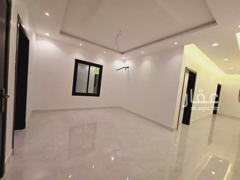8 bedroom villa in Al Rahmaniyyah 2