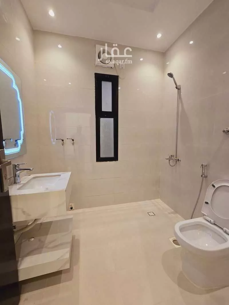 8 bedroom villa in Al Rahmaniyyah 15