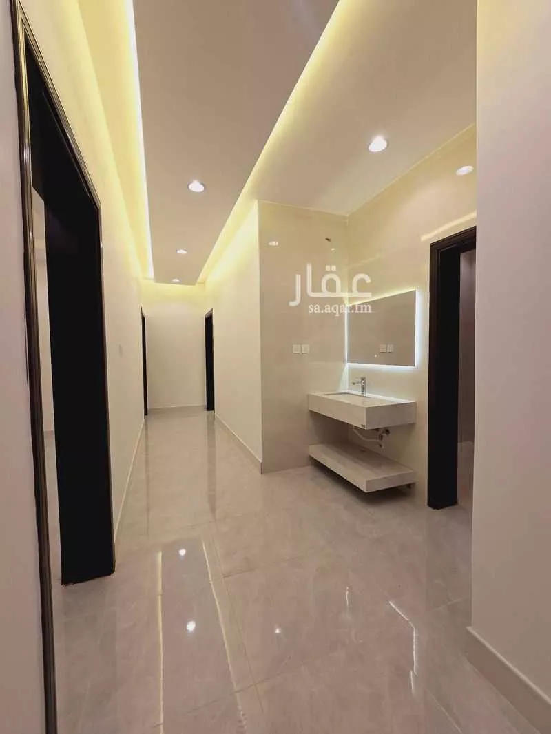8 bedroom villa in Al Rahmaniyyah 8