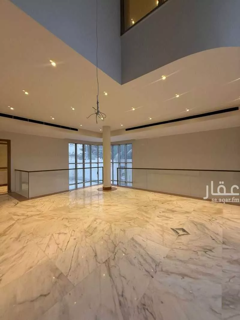9 bedroom villa in Al Zahra 13