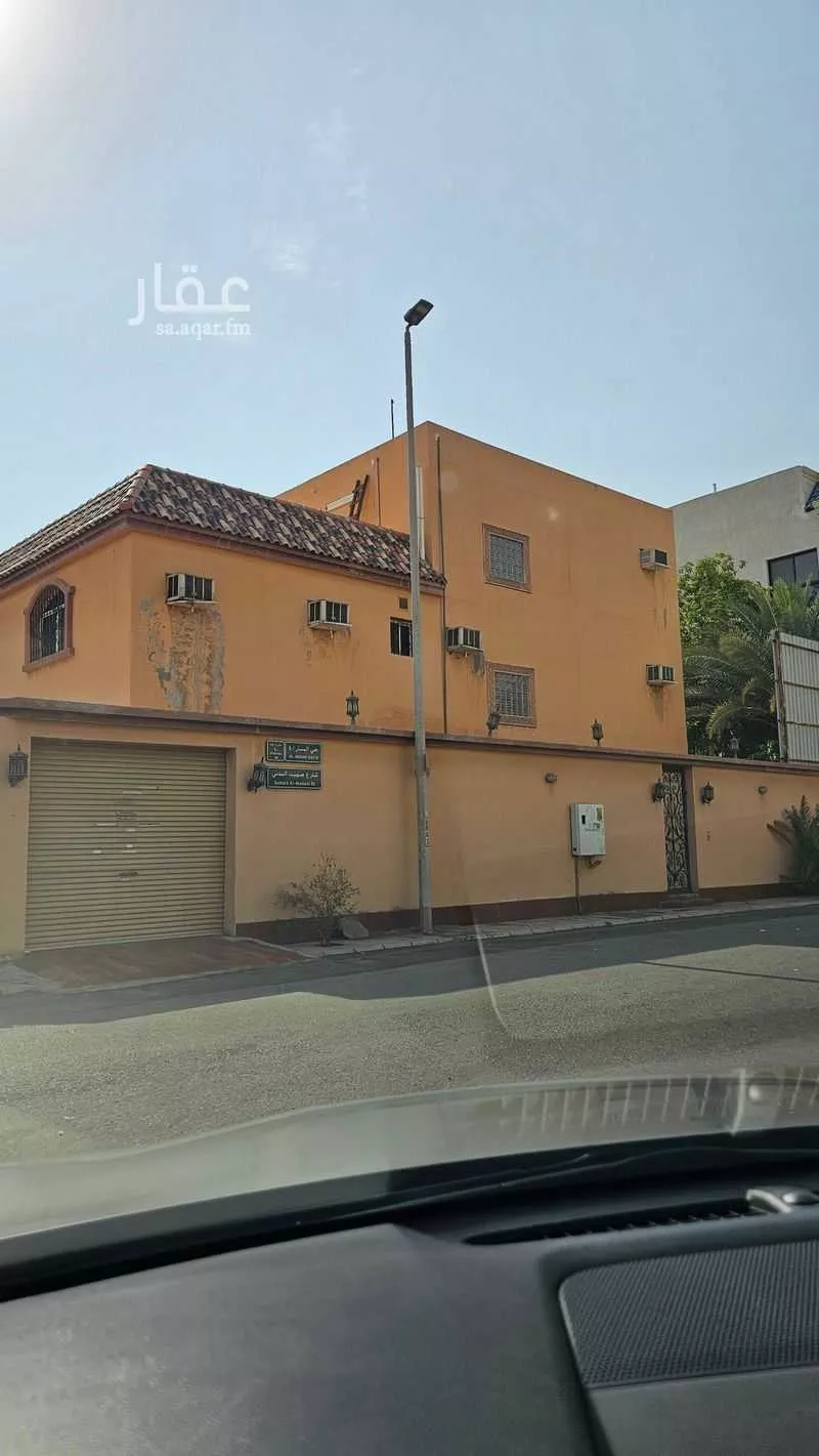 7 bedroom villa in Al Manar 5