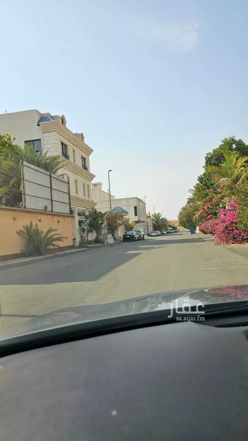 7 bedroom villa in Al Manar 6