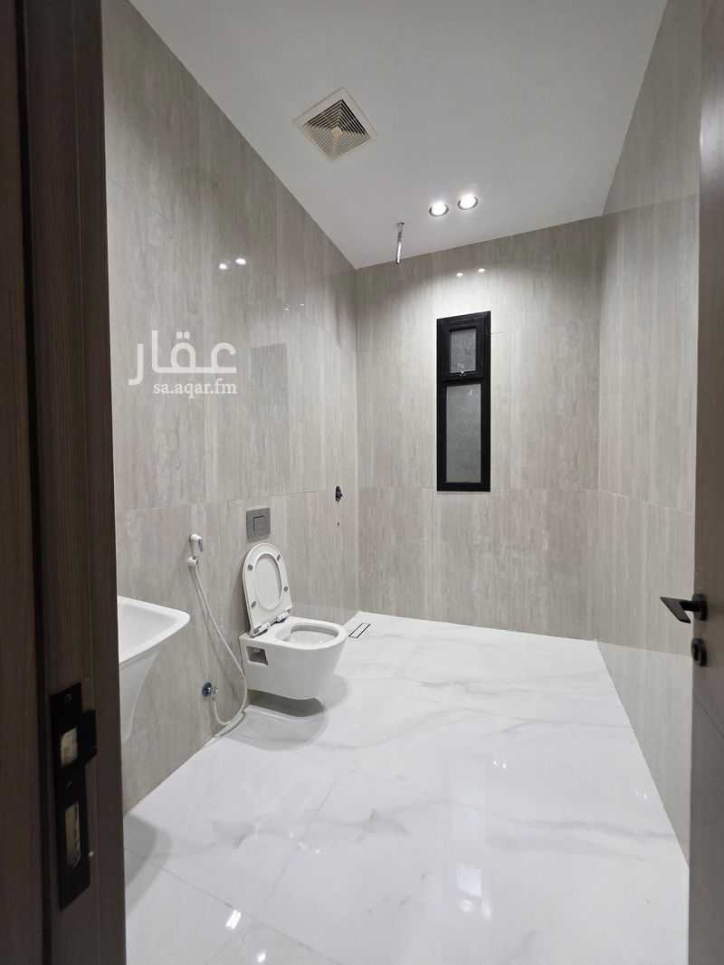 5 bedroom villa in Al Bashaer, Jeddah 13