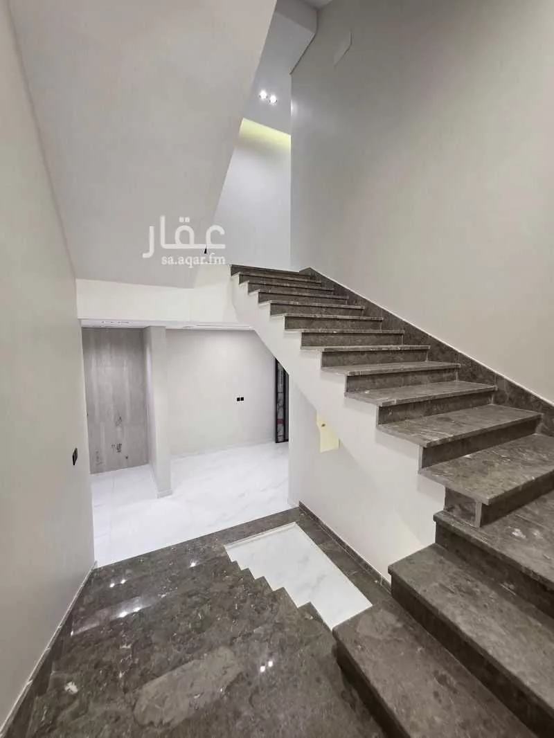 5 bedroom villa in Al Bashaer 19
