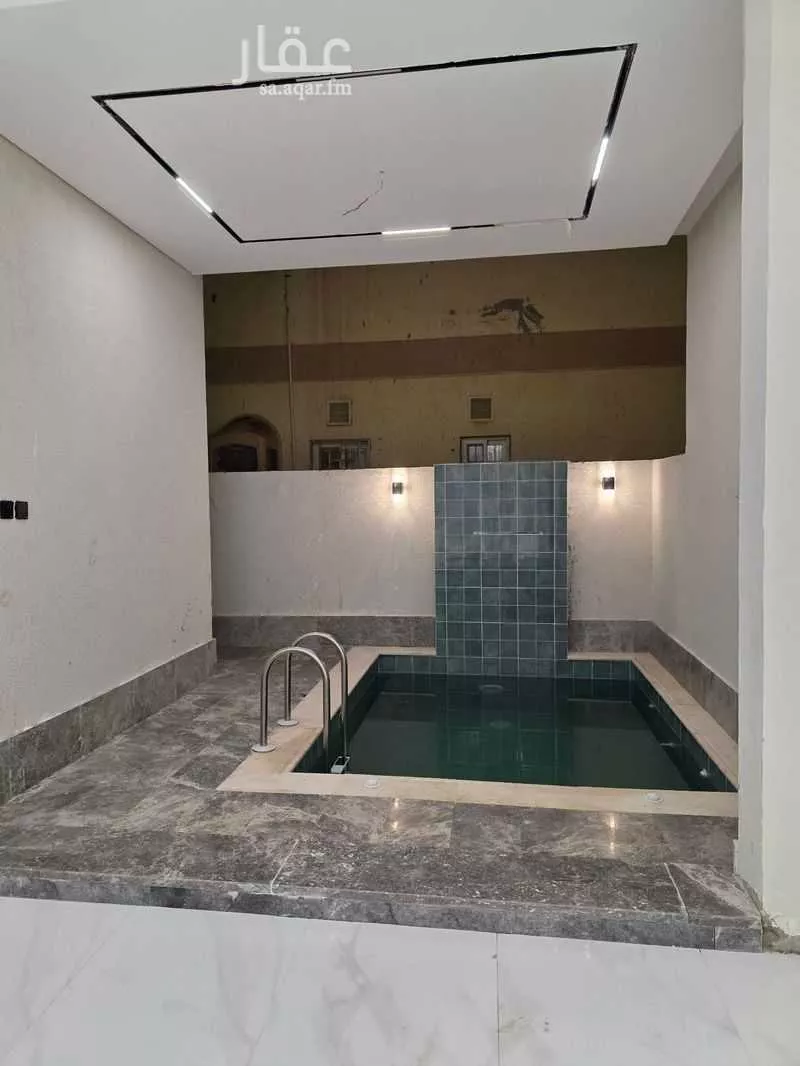 5 bedroom villa in Al Bashaer 21