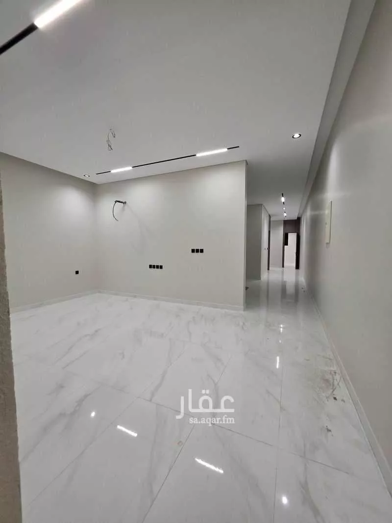 5 bedroom villa in Al Bashaer 28