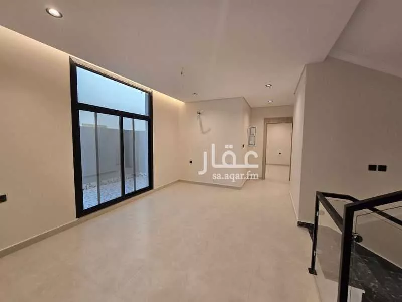 8 bedroom villa in Al Rahmaniyyah 12