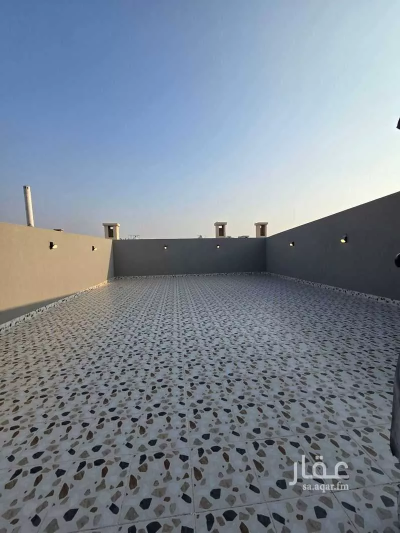8 bedroom villa in Al Rahmaniyyah 9