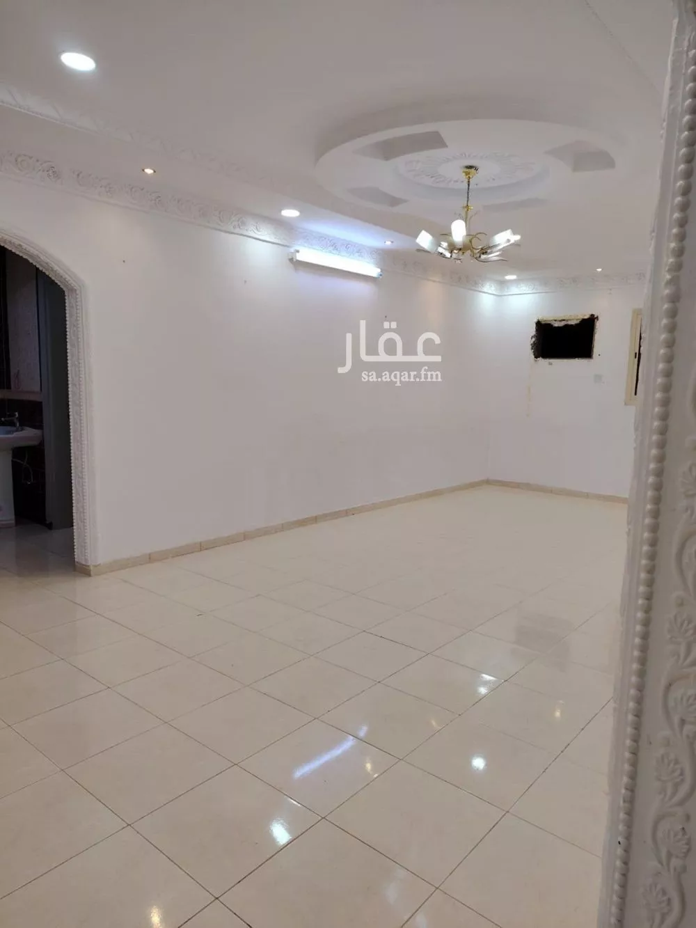 3 bedroom floor in Al Maizilah 2