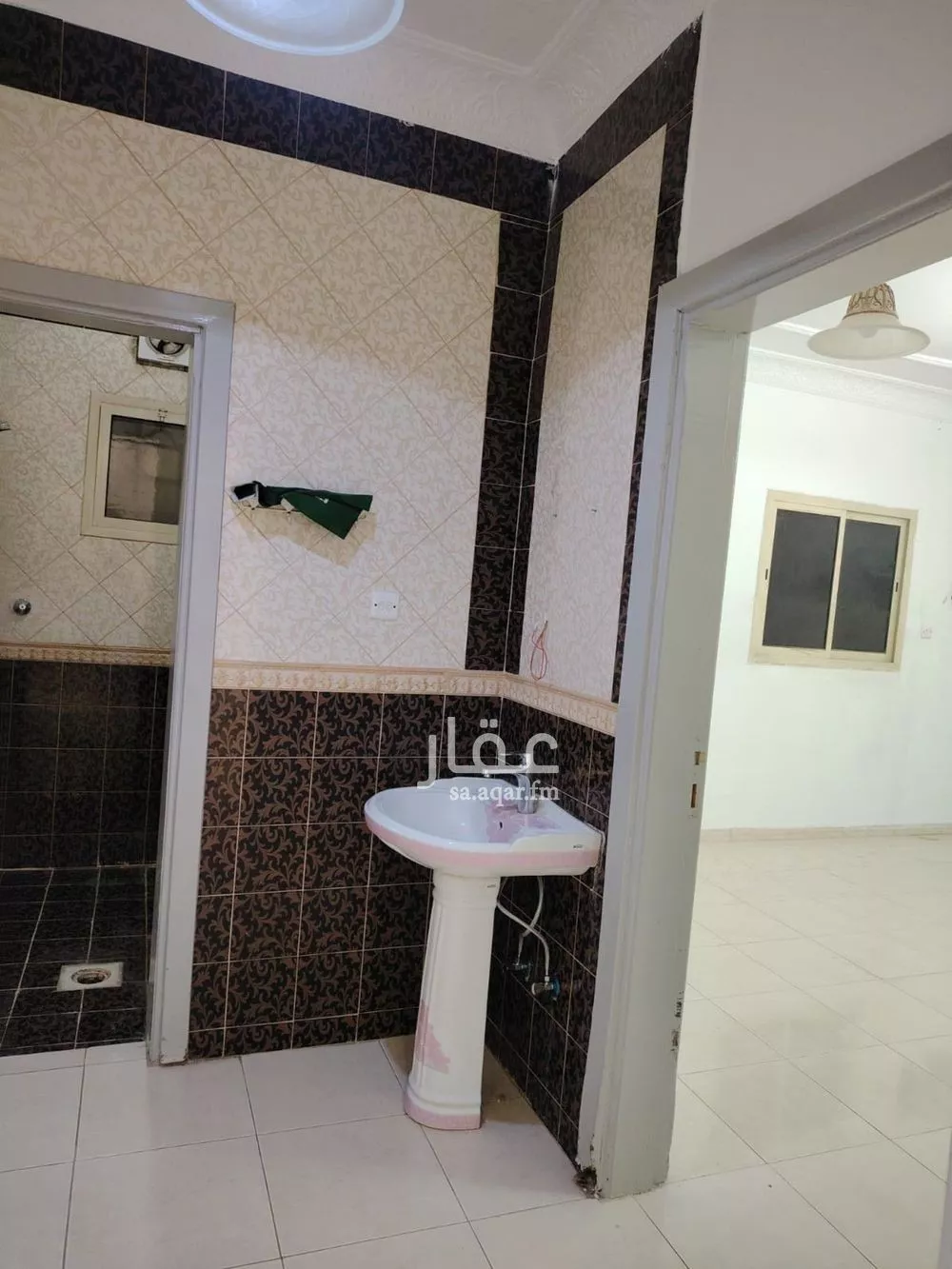 3 bedroom floor in Al Maizilah 14