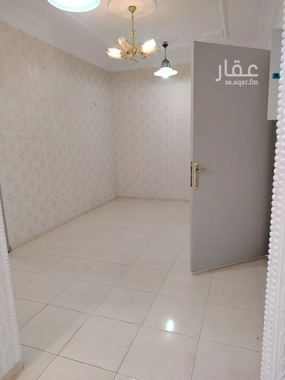 3 bedroom floor in Al Maizilah 4