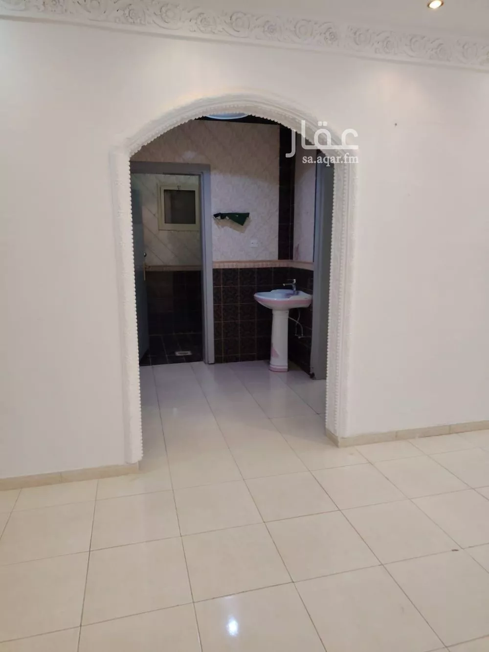 3 bedroom floor in Al Maizilah 7