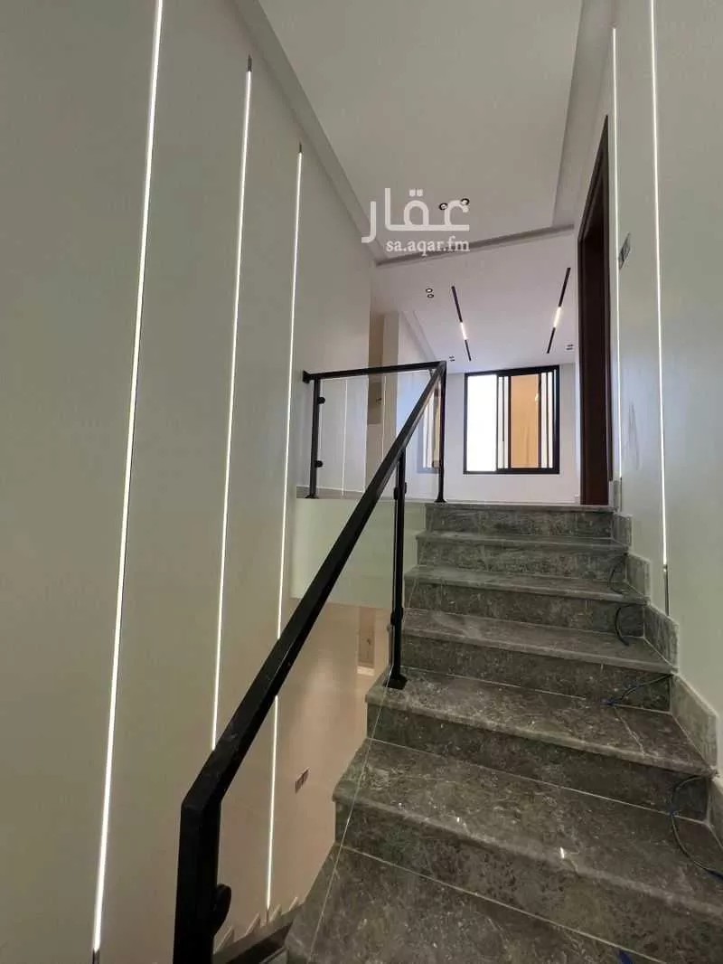 15 bedroom villa in Az Zomorod 8