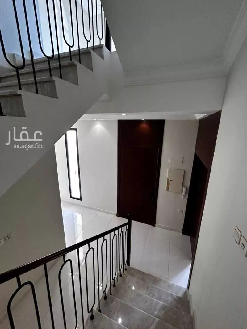 5 bedroom villa in Jeddah 12