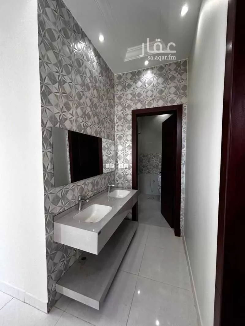 5 bedroom villa in Jeddah 6