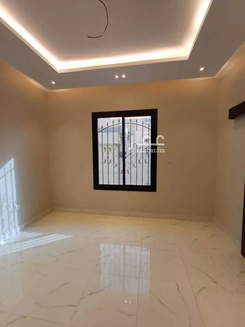 5 bedroom duplex in Taibah 2