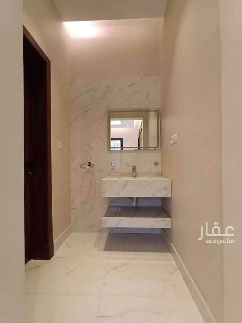 5 bedroom duplex in Taibah 3