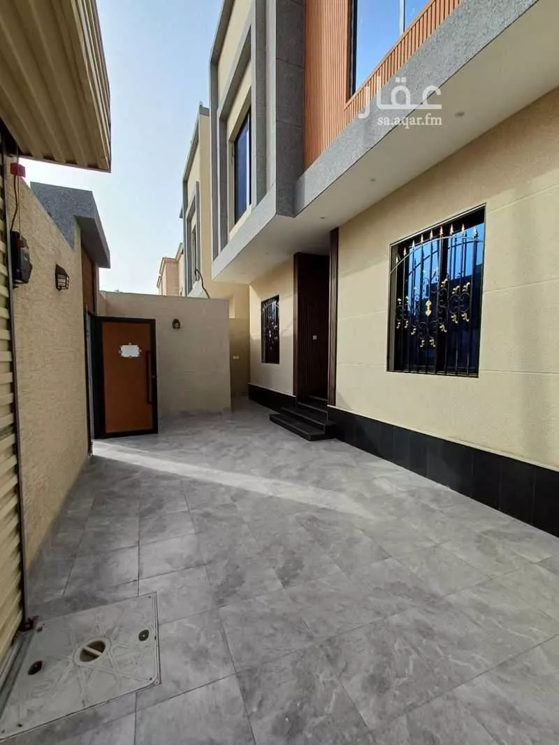 5 bedroom duplex in Taibah 10