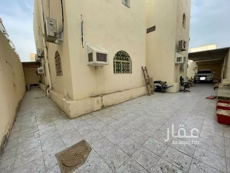 شقة 14 غرف في طيبة 7