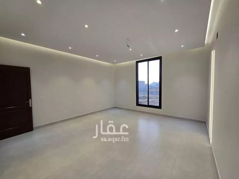 8 bedroom villa in Al Bashaer 2