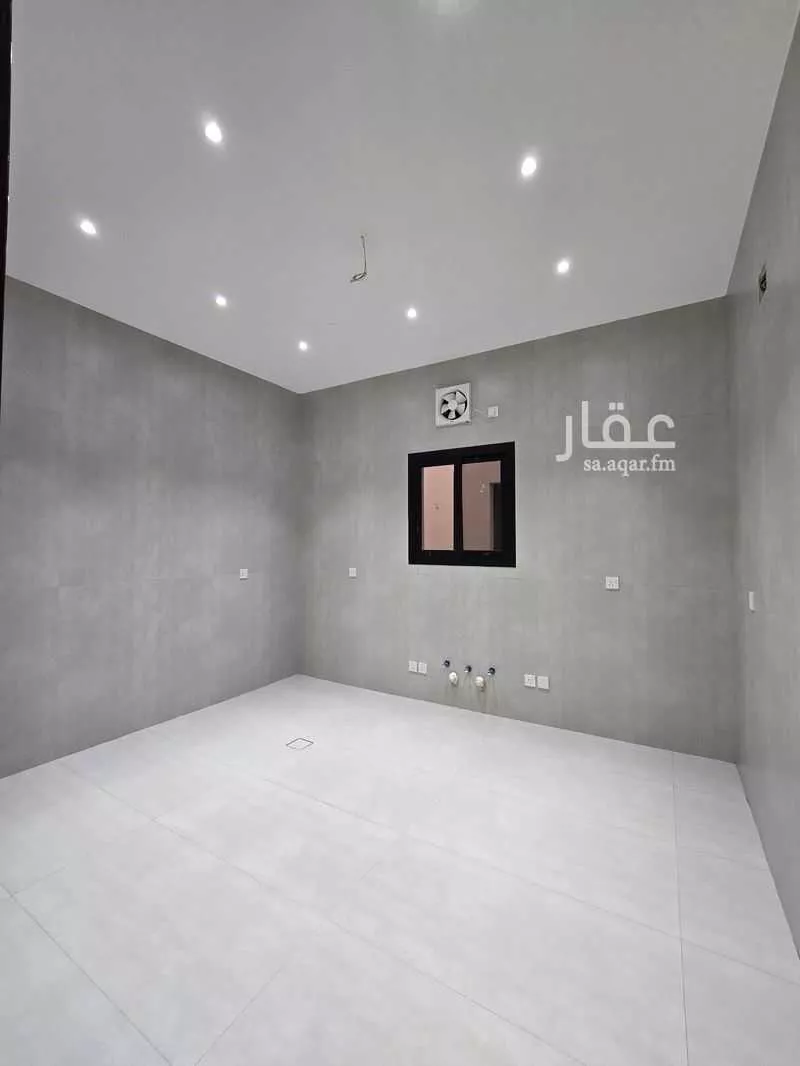 8 bedroom villa in Al Bashaer 3
