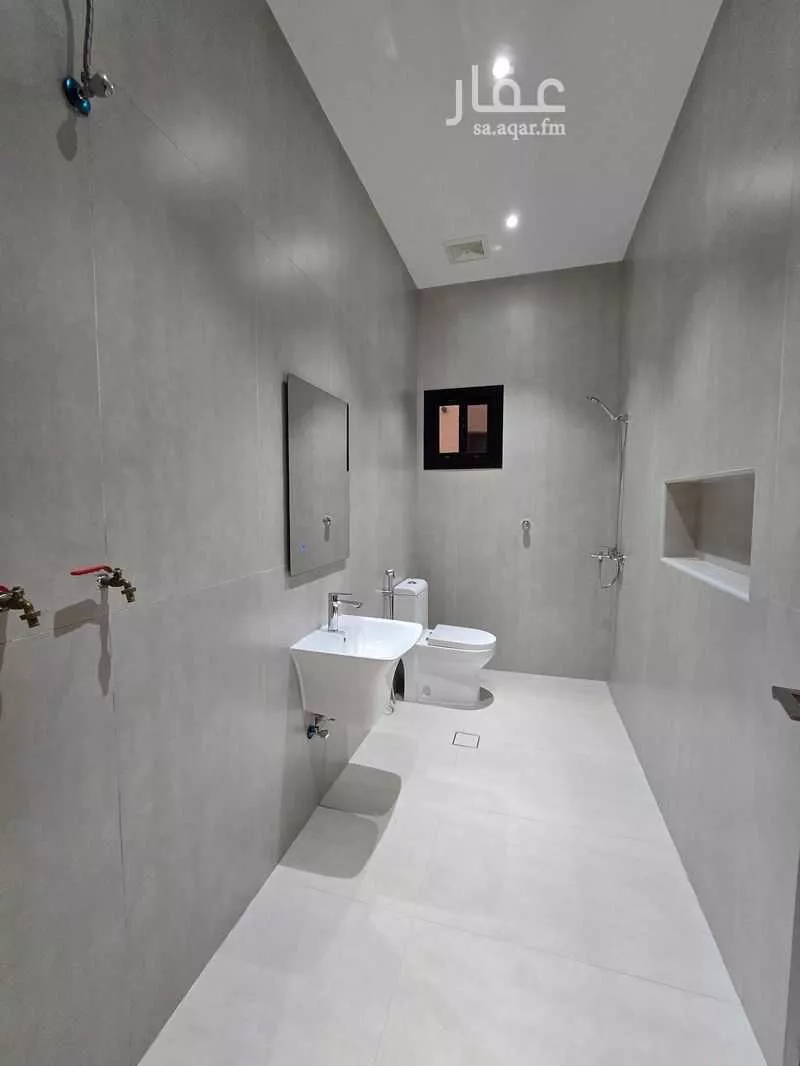 8 bedroom villa in Al Bashaer 5