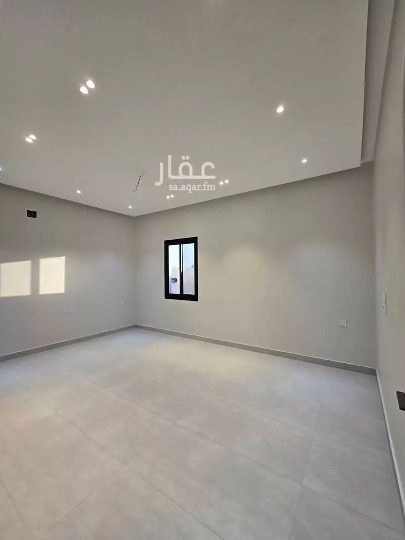 8 bedroom villa in Al Bashaer 7