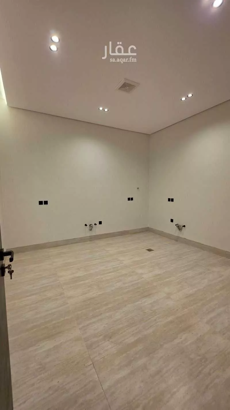 6 bedroom villa in Al Rahmaniyyah 2