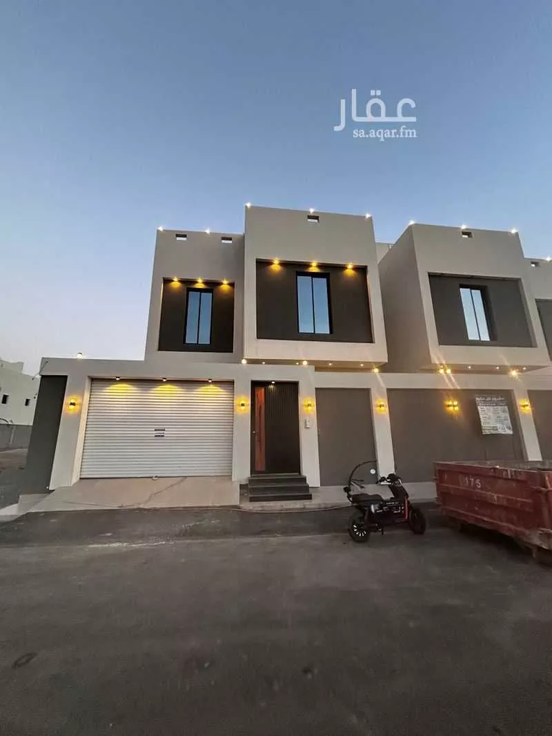 13 bedroom villa in Al Bashaer 8