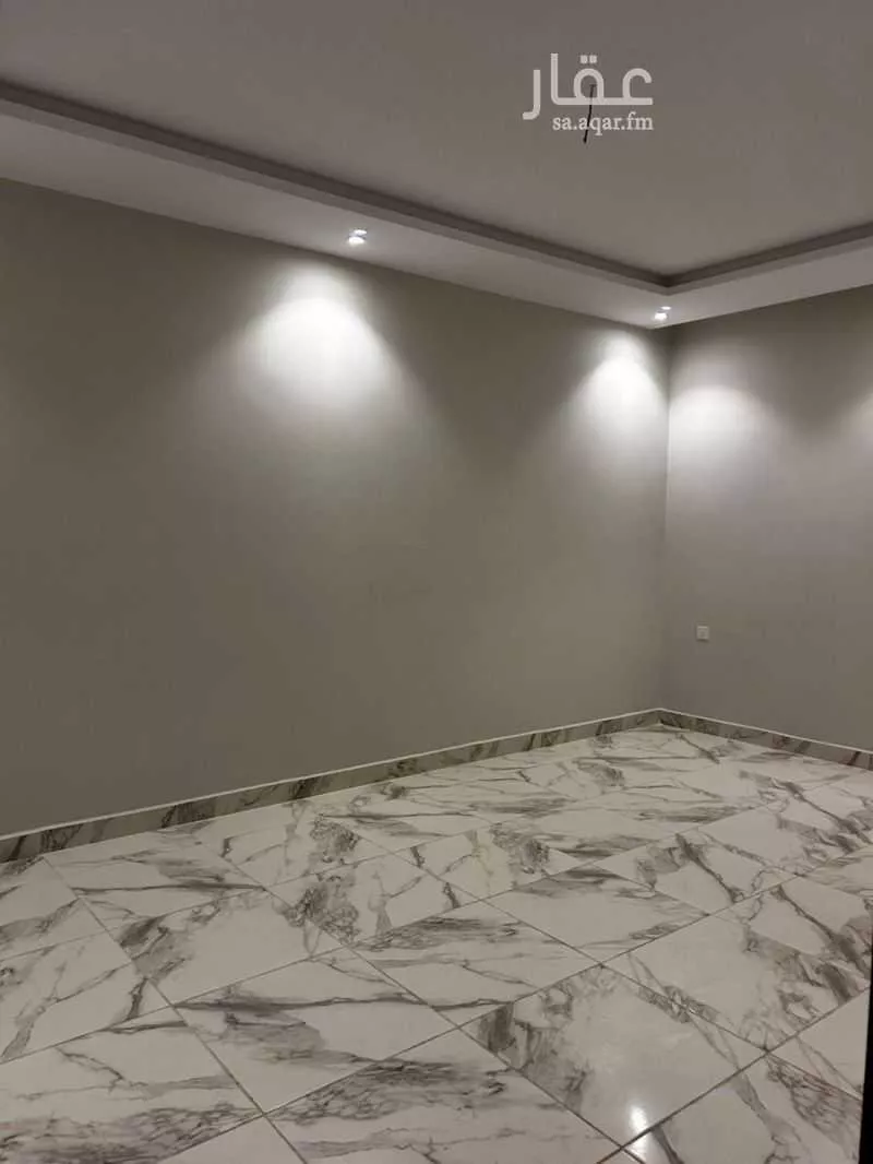 8 bedroom villa in Al Bashaer 11