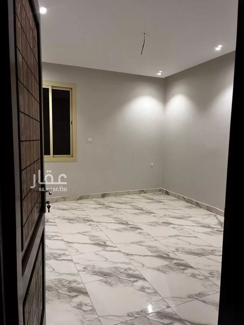 8 bedroom villa in Al Bashaer 20