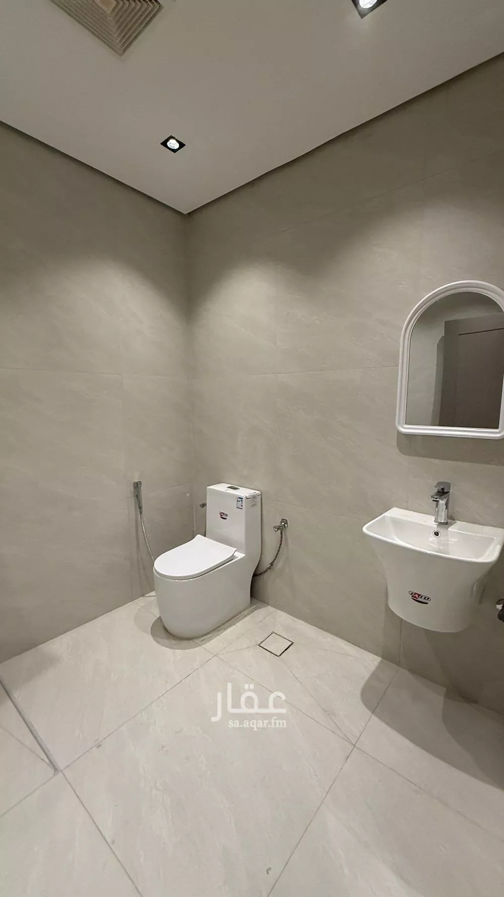 3 bedroom apartment in Al Shati, Jazan 6