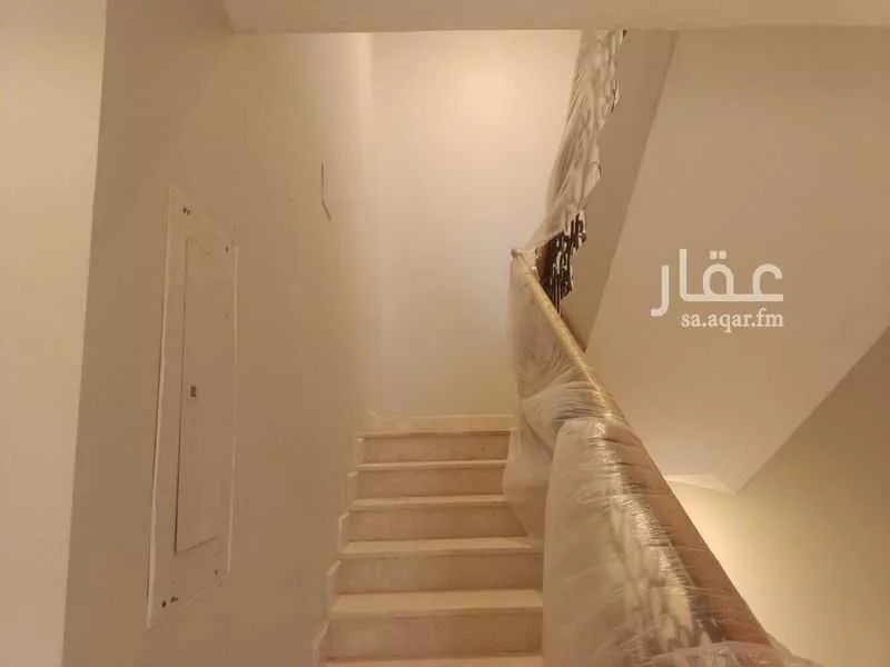 فيلا 5 غرف في الياقوت 14