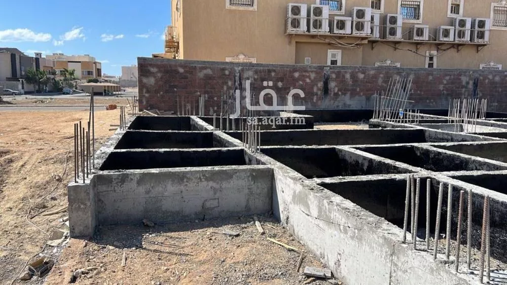فيلا 8 غرف في الزمرد 5