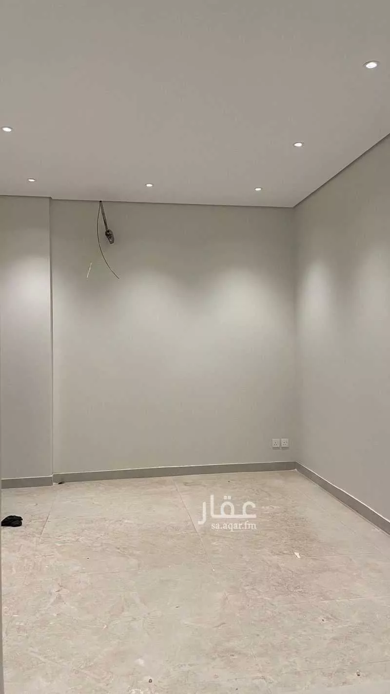 shop in King Fahd, Madinah 7