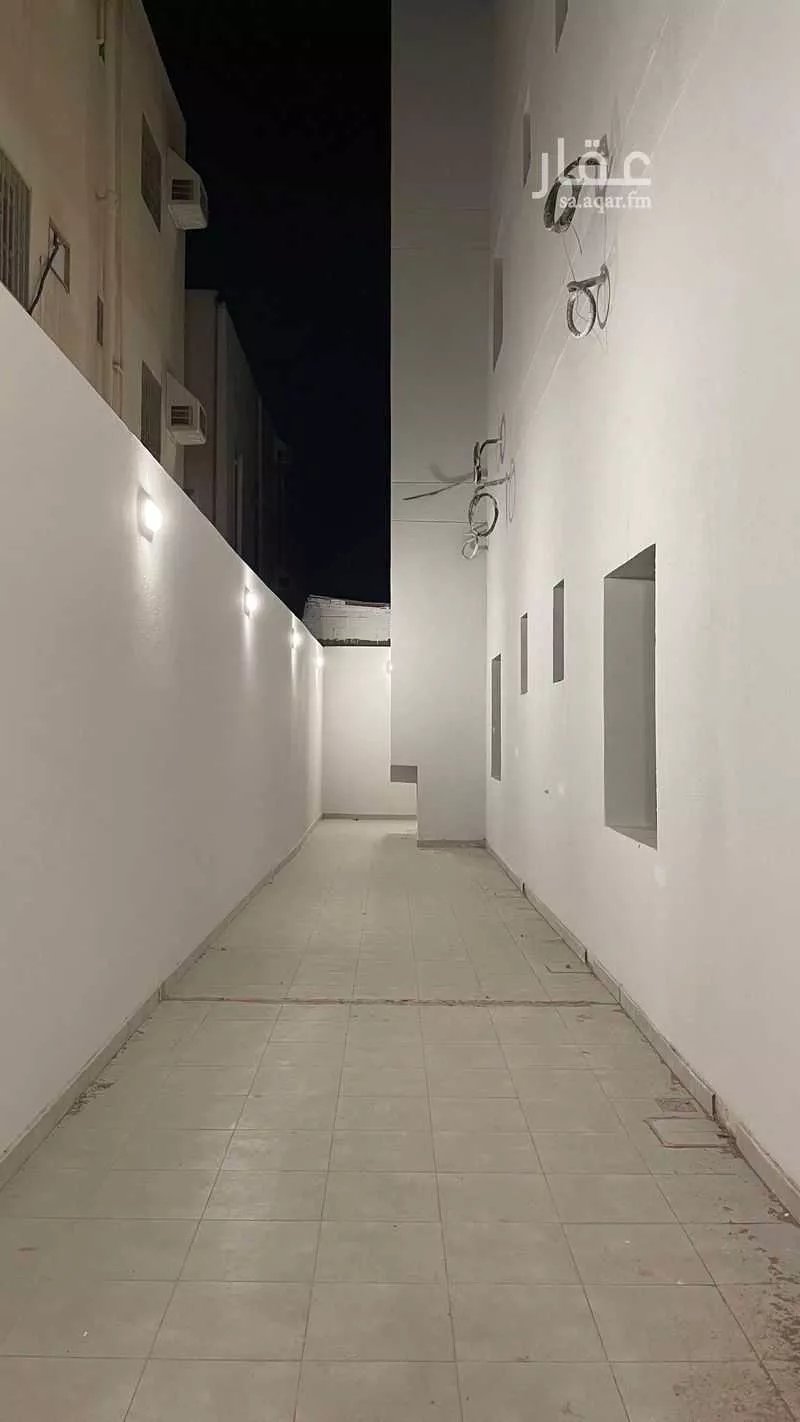 shop in King Fahd, Madinah 2
