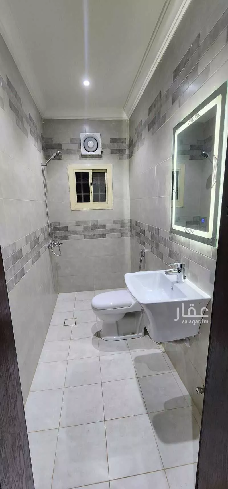 5 bedroom apartment in Muraykh 11