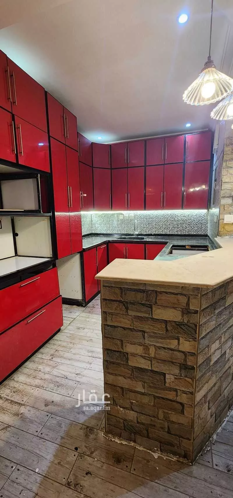 5 bedroom apartment in Muraykh 10