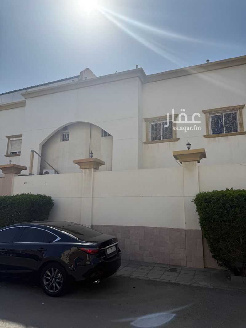 8 bedroom villa in Al Zahra, Jeddah 4