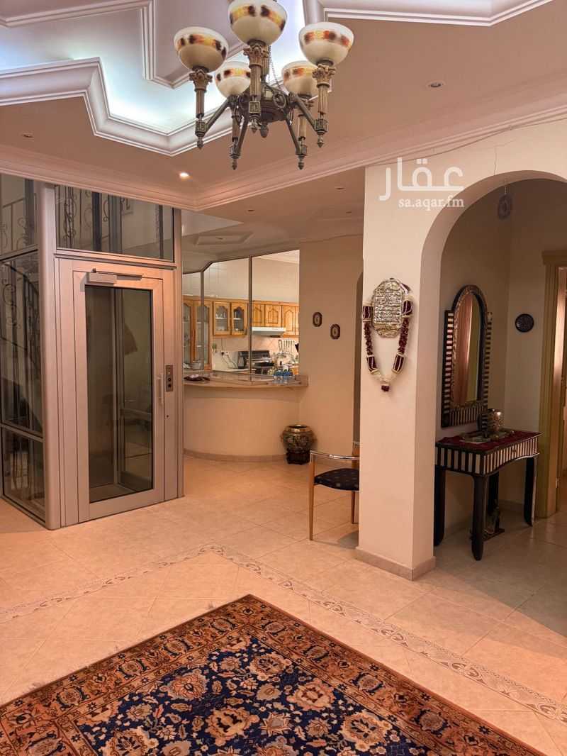 8 bedroom villa in Al Zahra, Jeddah 12