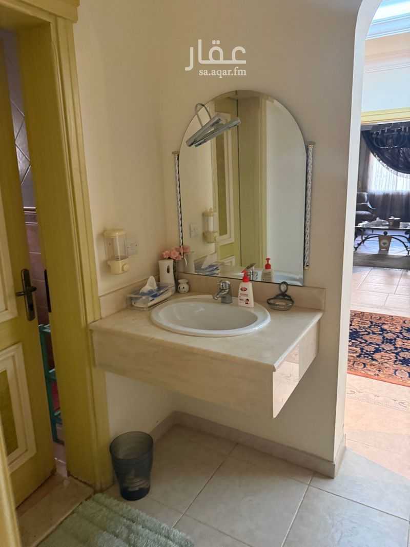 8 bedroom villa in Al Zahra, Jeddah 11