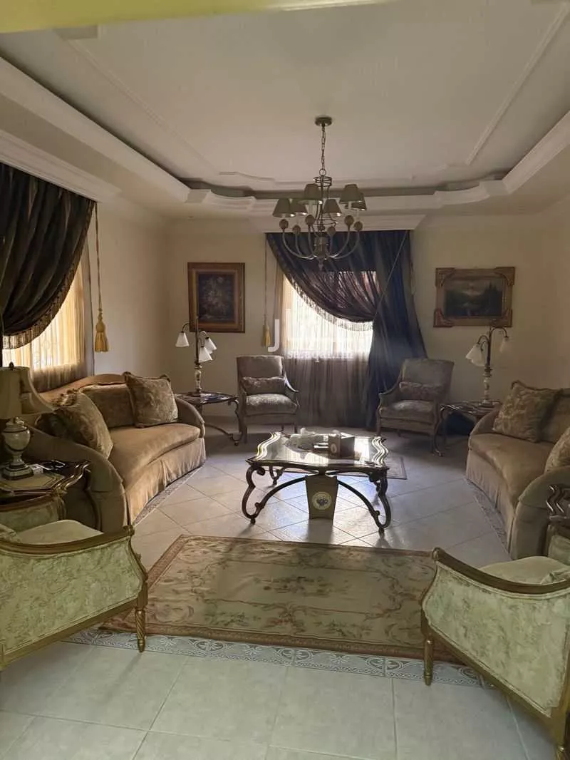 8 bedroom villa in Al Zahra, Jeddah 16