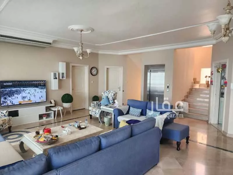 9 bedroom villa in Al Shati, Jeddah 5