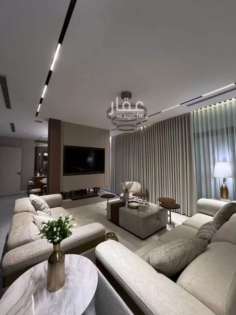 6 bedroom villa in Al Yaqout 4