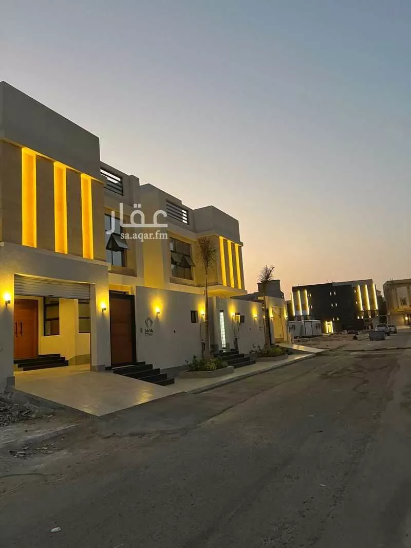6 bedroom villa in Az Zomorod 13
