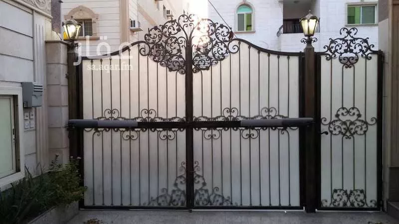 5 bedroom villa in Al Bawadi 13