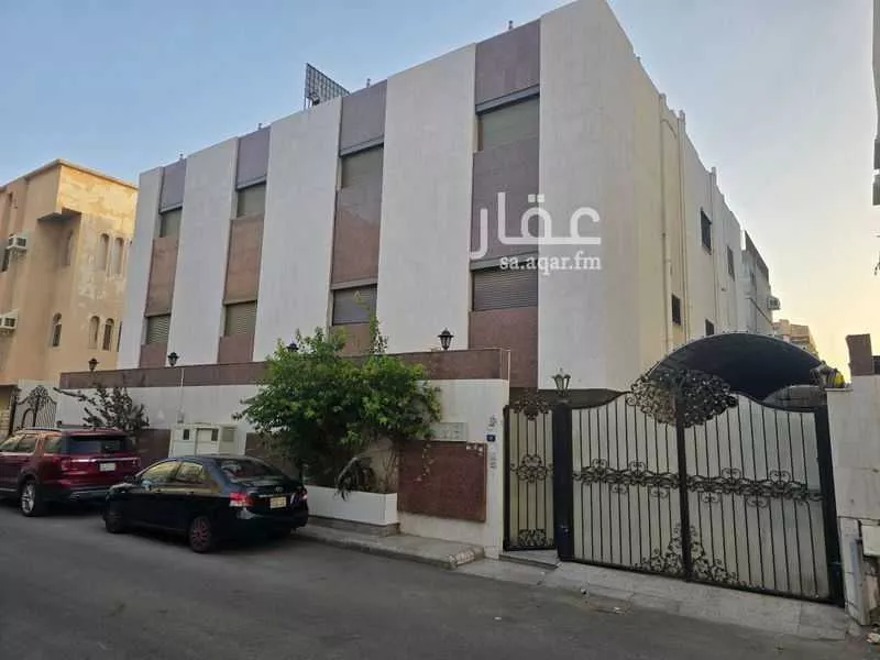 5 bedroom villa in Al Bawadi 10